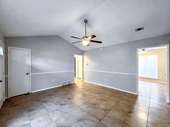 5th image of 6285 Jamestown Ave