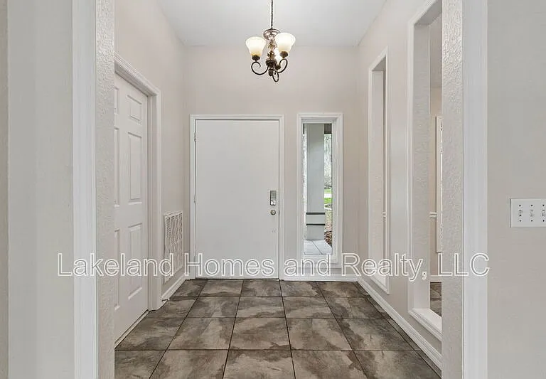95 Woodside Dr — Photo 9