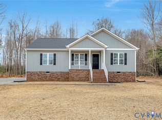 127 Ferry Landing Rd, Dunnsville, VA 22454
