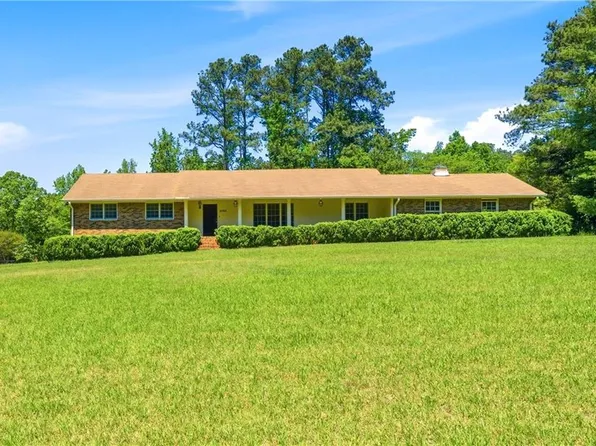 2485 Maple St, Snellville, GA 30078