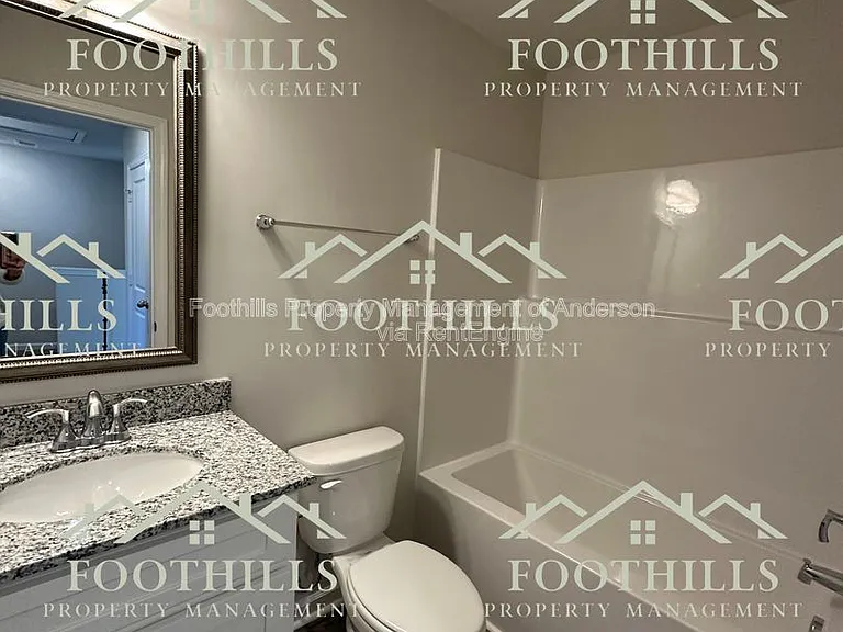226 Islay Way — Photo 13