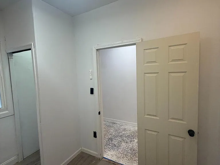 2409 W Harold St — Photo 9