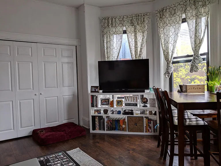 196 Saint Botolph St #3R — Photo 6