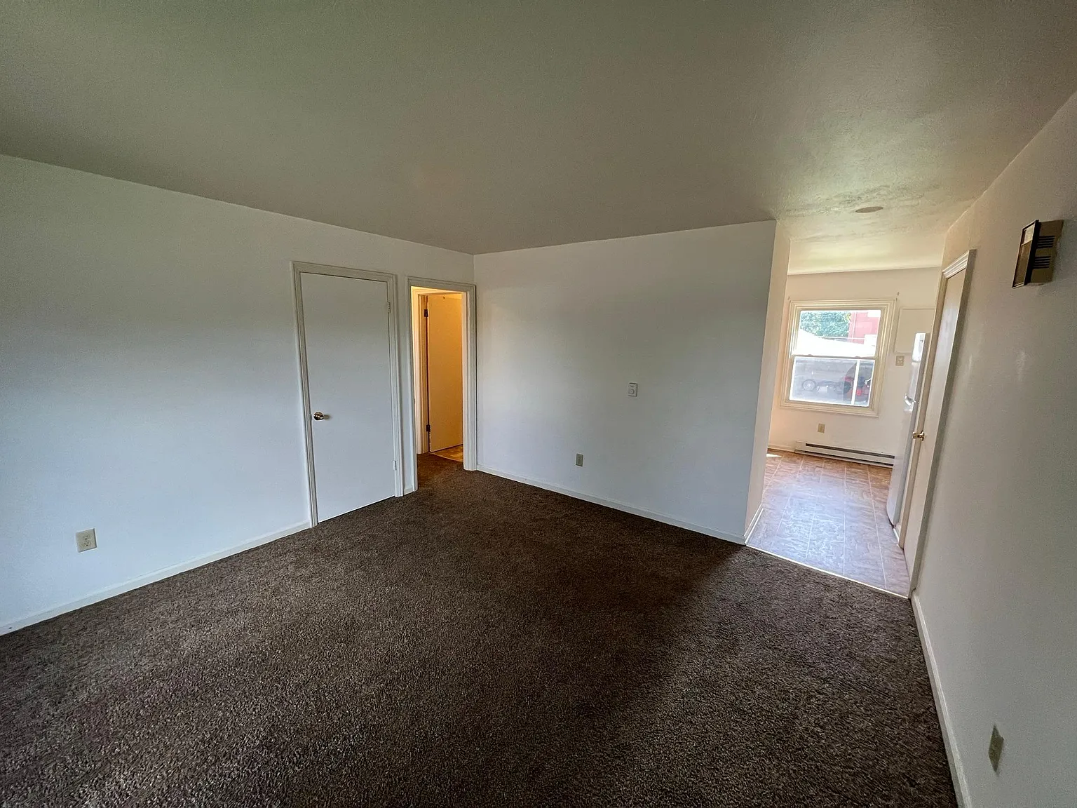 2 bed, 576 sqft, $825 — Photo 4