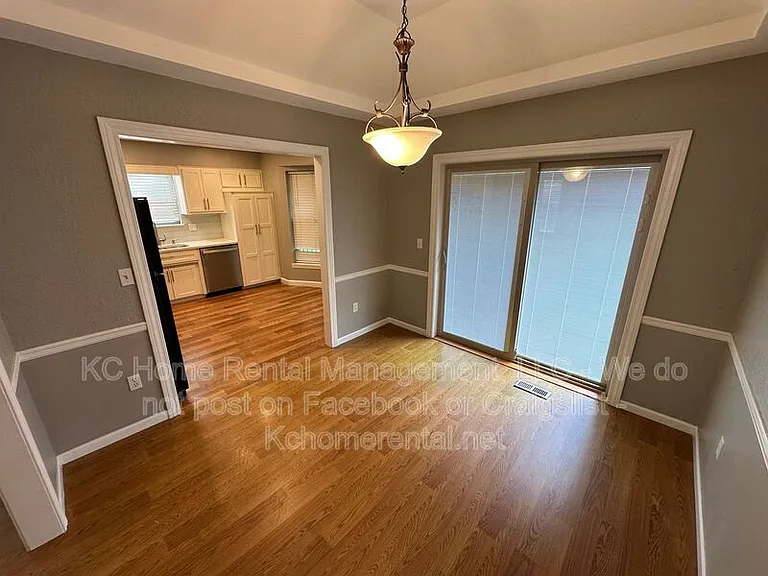 8704 N Shannon Ave — Photo 12