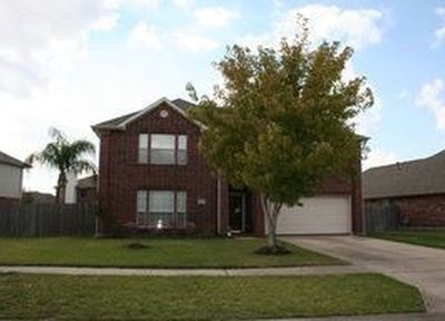 211 Meadowhill Ln, Dickinson, TX, 77539