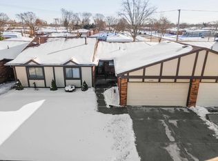 14392 E Forteen Mile Rd #13, Warren, MI 48088