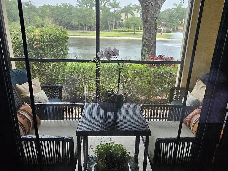 2805 Veronia Dr #107 — Photo 8