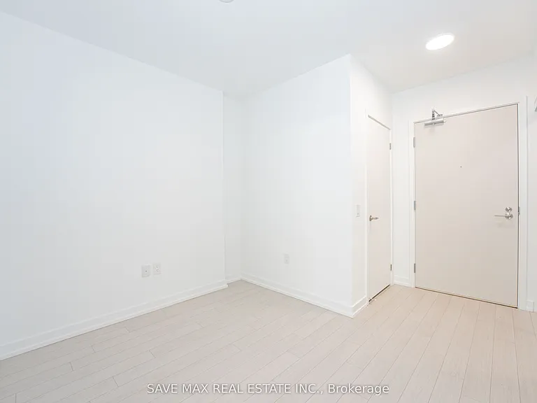 4010 Eglinton Ave W #615 — Photo 7