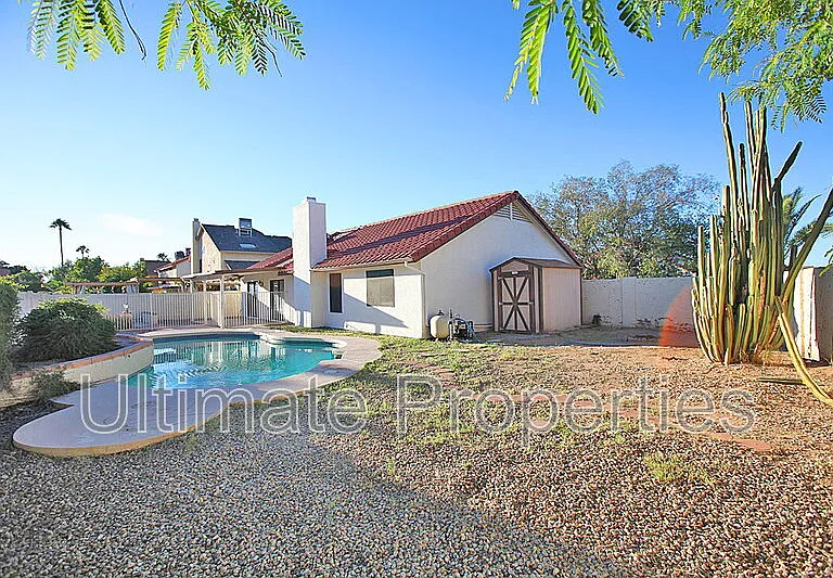 7719 W Dreyfus Dr — Photo 16