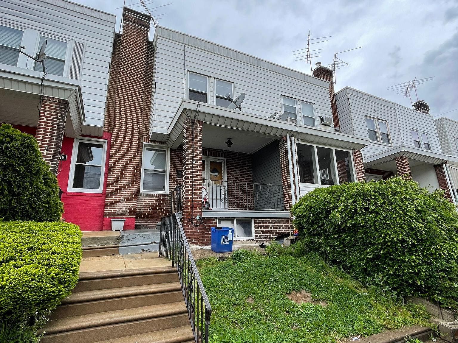 7327 Chelwynde Ave, Philadelphia, PA 19153 | Zillow