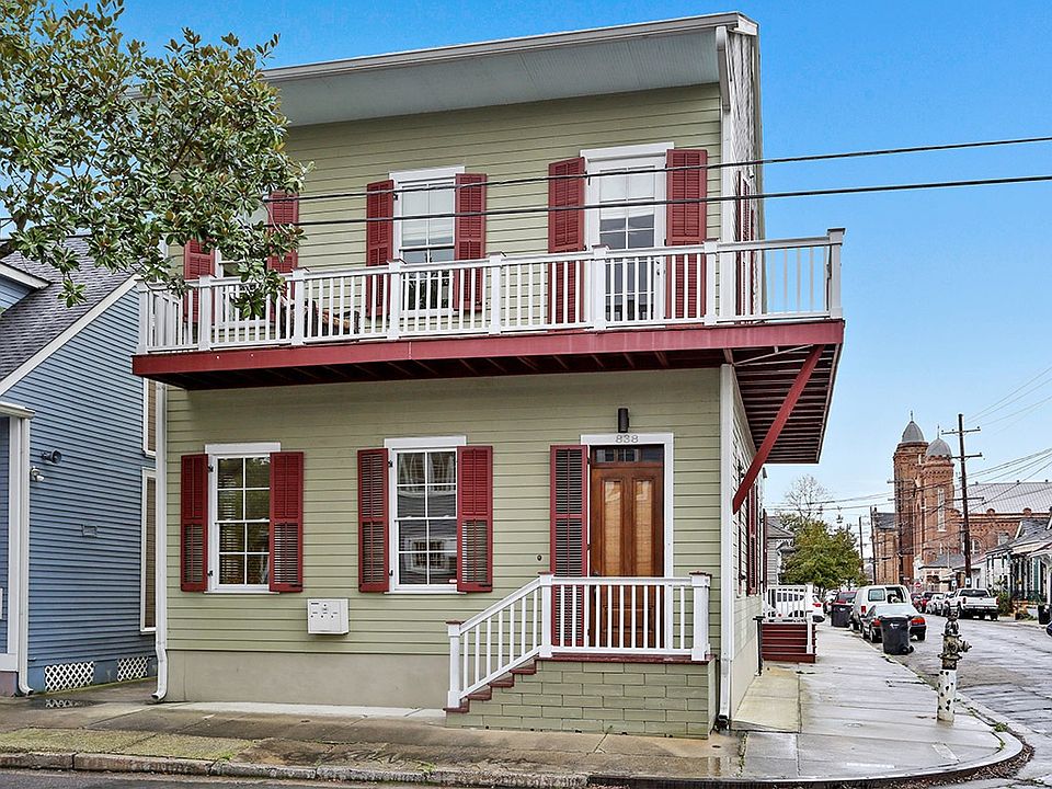 1st image of 838 Spain St