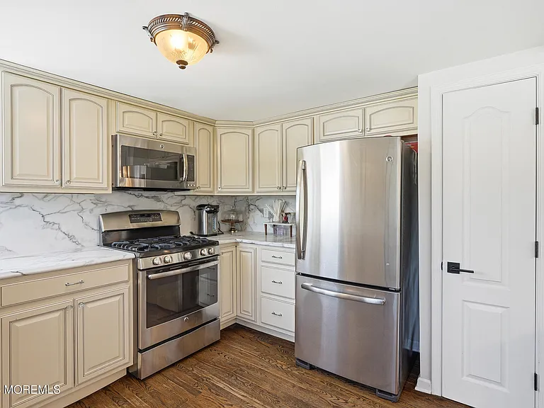 4 Cheryl Dr — Photo 13