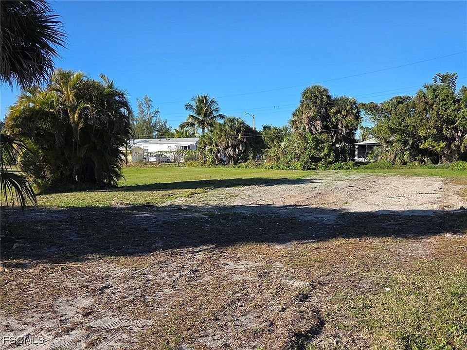 2nd image of 7840 Raymary St