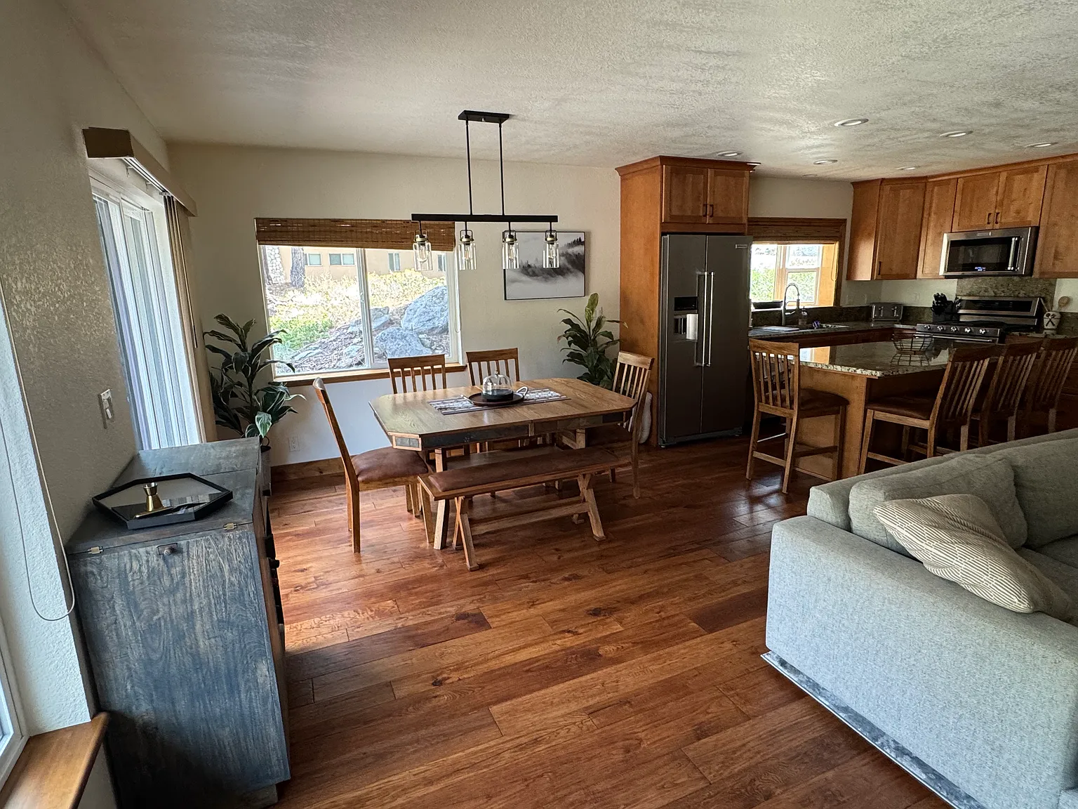 2 bed, 1200 sqft, $2,750 — Photo 4