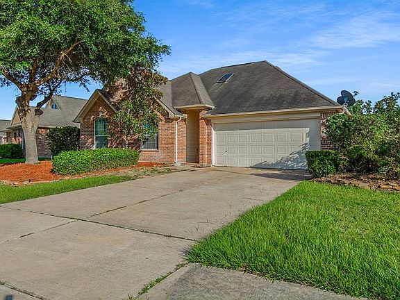 2nd image of 20343 Sabal Palms Dr