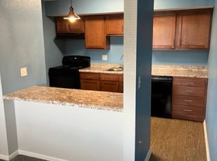 2309 Cherry Hills Dr #204, Springfield, IL 62704