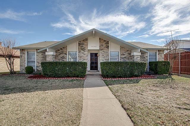 1st image of 2706 Flagstone Dr