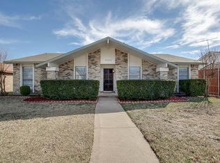 2706 Flagstone Dr, Garland, TX 75044
