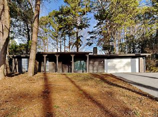 5329 Arrowind Rd, Lilburn, GA 30047