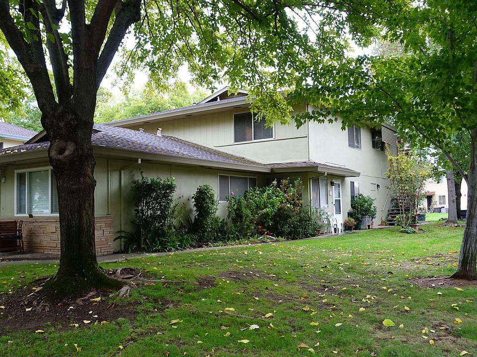 1st image of 241 Breuner Dr APT 2