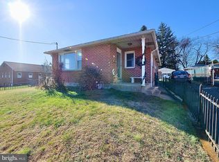 610 Primos Ave, Folcroft, PA 19032