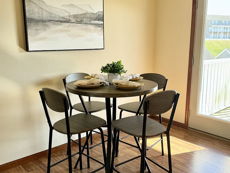 Eagle View Luxury Apartments — Photo 32