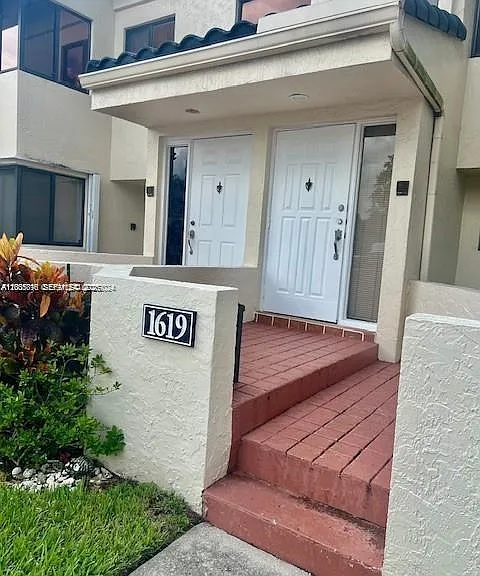 1619 NW 81st Way #1619 — Photo 2