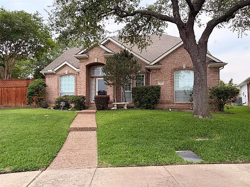 120 Stonecreek Dr Photo 1