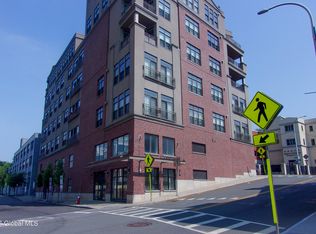 17 Chapel St APT 303, Albany, NY 12210
