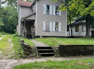 627 Allyn St, Akron, OH 44311