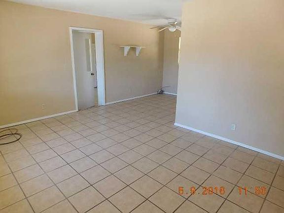 5th image of 9564 Albany Dr