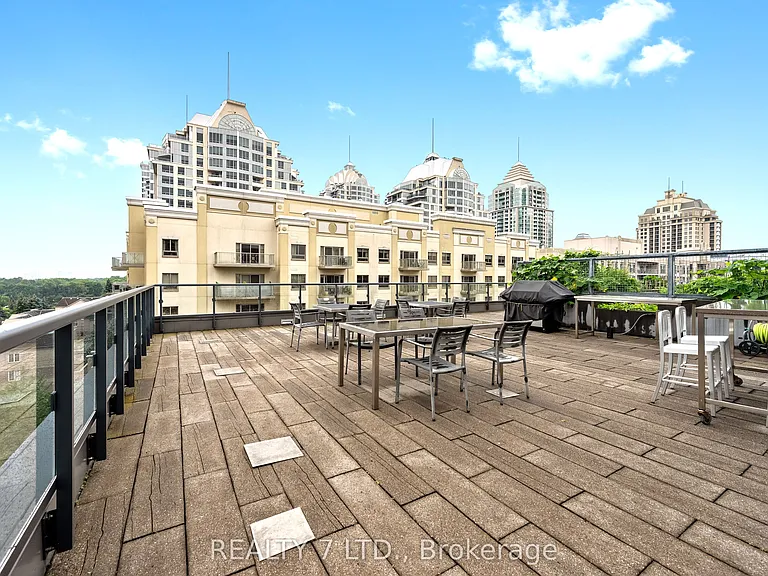 18 Rean Dr #624 — Photo 49
