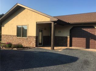 112 Carnegie Pl, Somerset, PA 15501