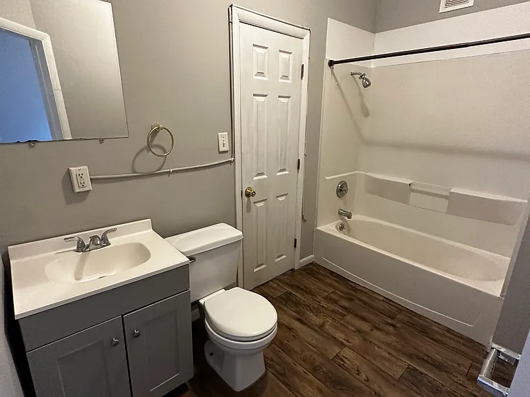 34 E Maynard Ave — Photo 5