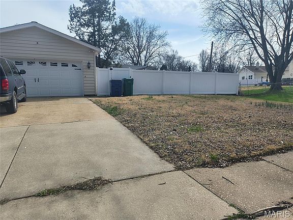 5th image of 2703 Aberdeen Dr