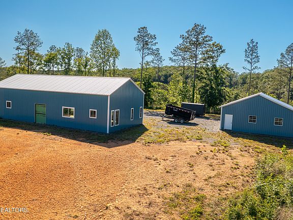 4th image of 2180 County Road 750