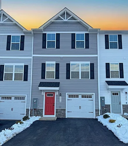 2878 Orchard Ridge Ln Photo 1