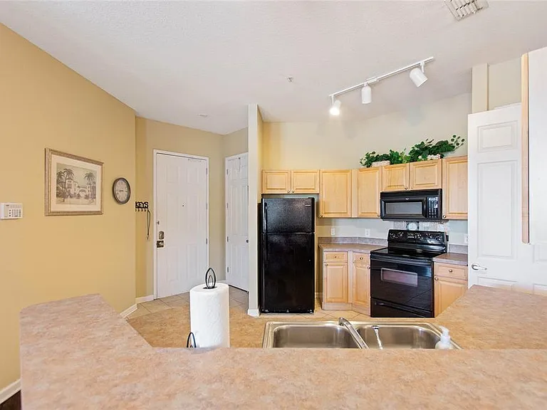 206 Terrace Ridge Cir #206 — Photo 10