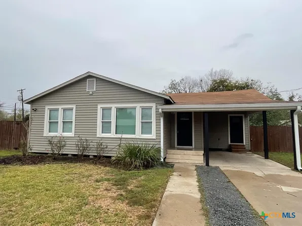 207 S George St, Victoria, TX 77901
