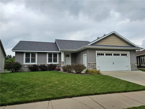 2323 Aurora Circle, River Falls, WI 54022