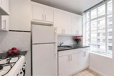 Rented by Nest Seekers International