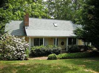 219 Grasshopper Ln, Clayton, GA 30525