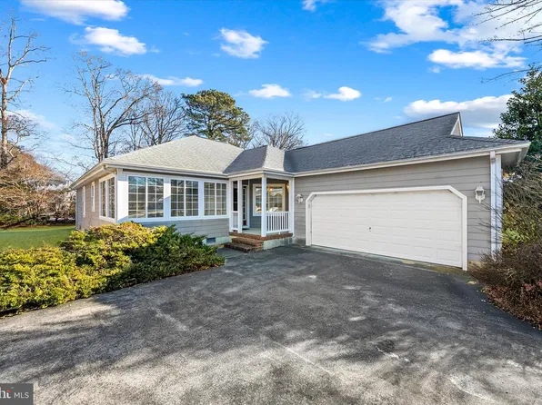 195 Lakeside Dr, Lewes, DE 19958