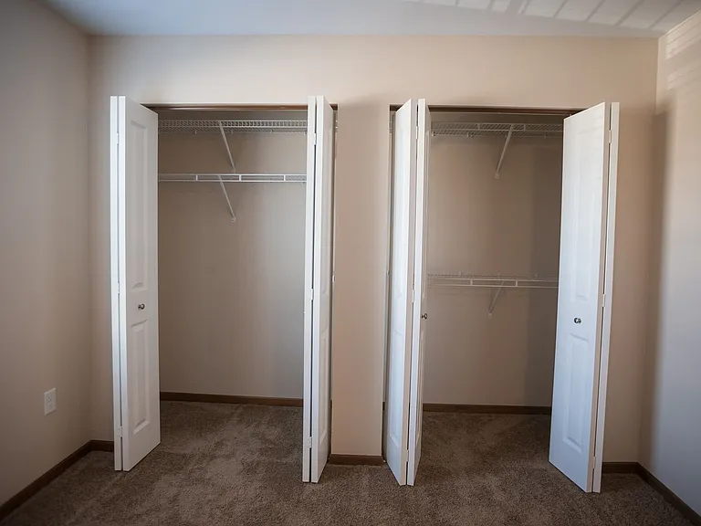 Hickory Hill Residences-Apartments — Photo 11