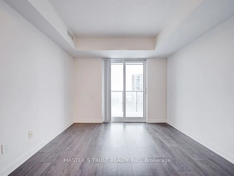 5162 Yonge St #815 — Photo 24