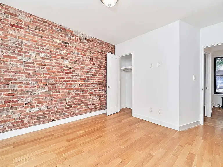 10 Morton St #4F — Photo 8