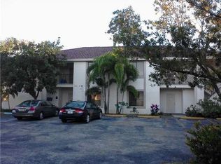 8966 NW 40th St, Coral Springs, FL 33065