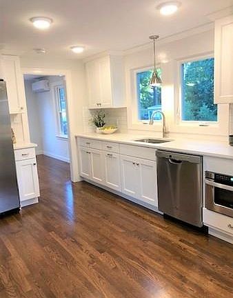 3rd image of 117 Thacher St