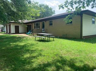 252 Vicksburg Estate Rd, Benton, KY 42025